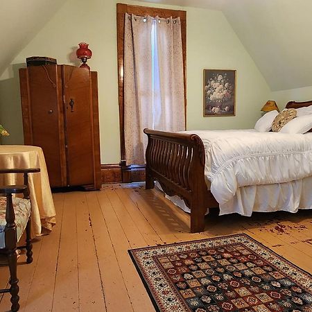 The Carson House Bed & Breakfast Bed & Breakfast Pittsburg Exterior photo