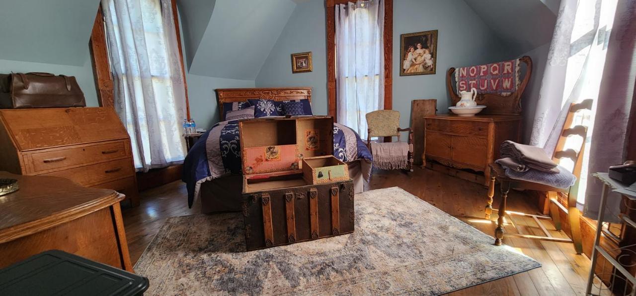 The Carson House Bed & Breakfast Bed & Breakfast Pittsburg Exterior photo